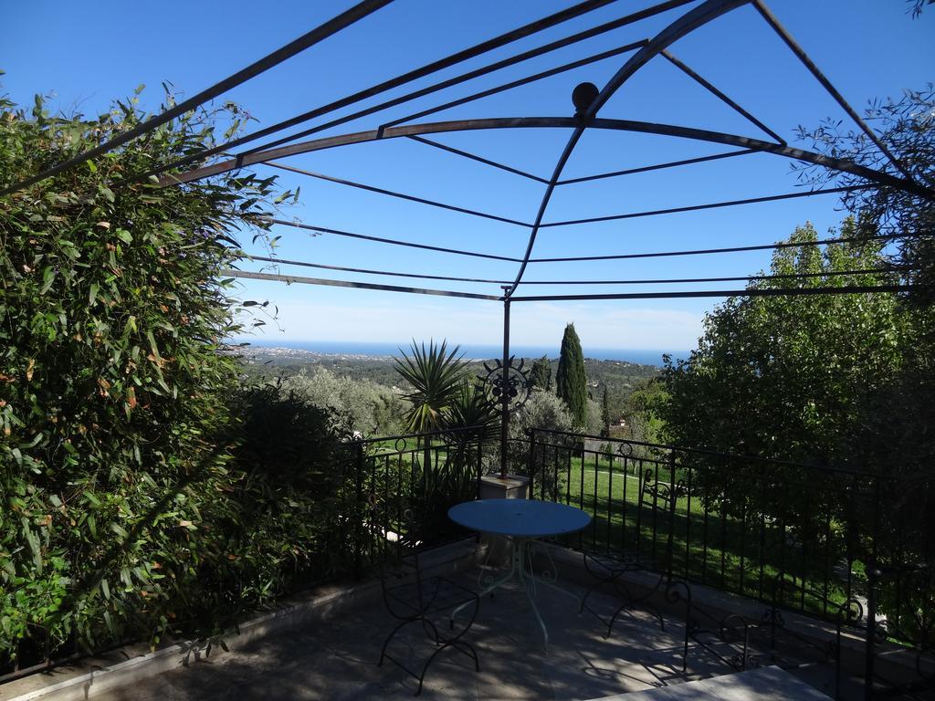 Les 4 Elements Bed & Breakfast Tourrettes-sur-Loup Luaran gambar