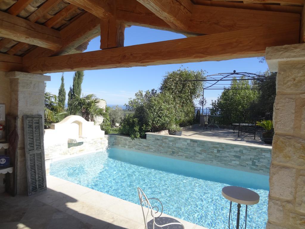 Les 4 Elements Bed & Breakfast Tourrettes-sur-Loup Luaran gambar