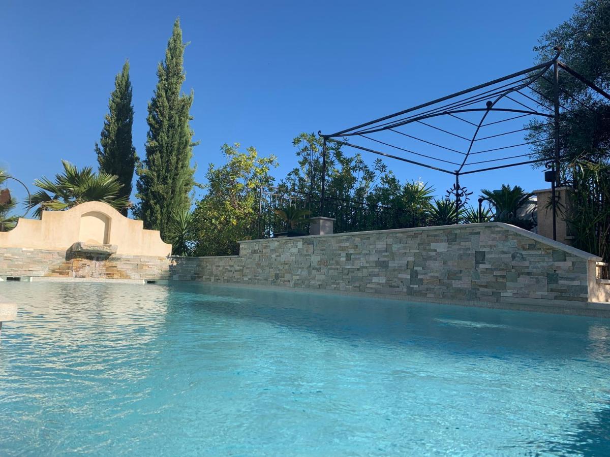 Les 4 Elements Bed & Breakfast Tourrettes-sur-Loup Luaran gambar